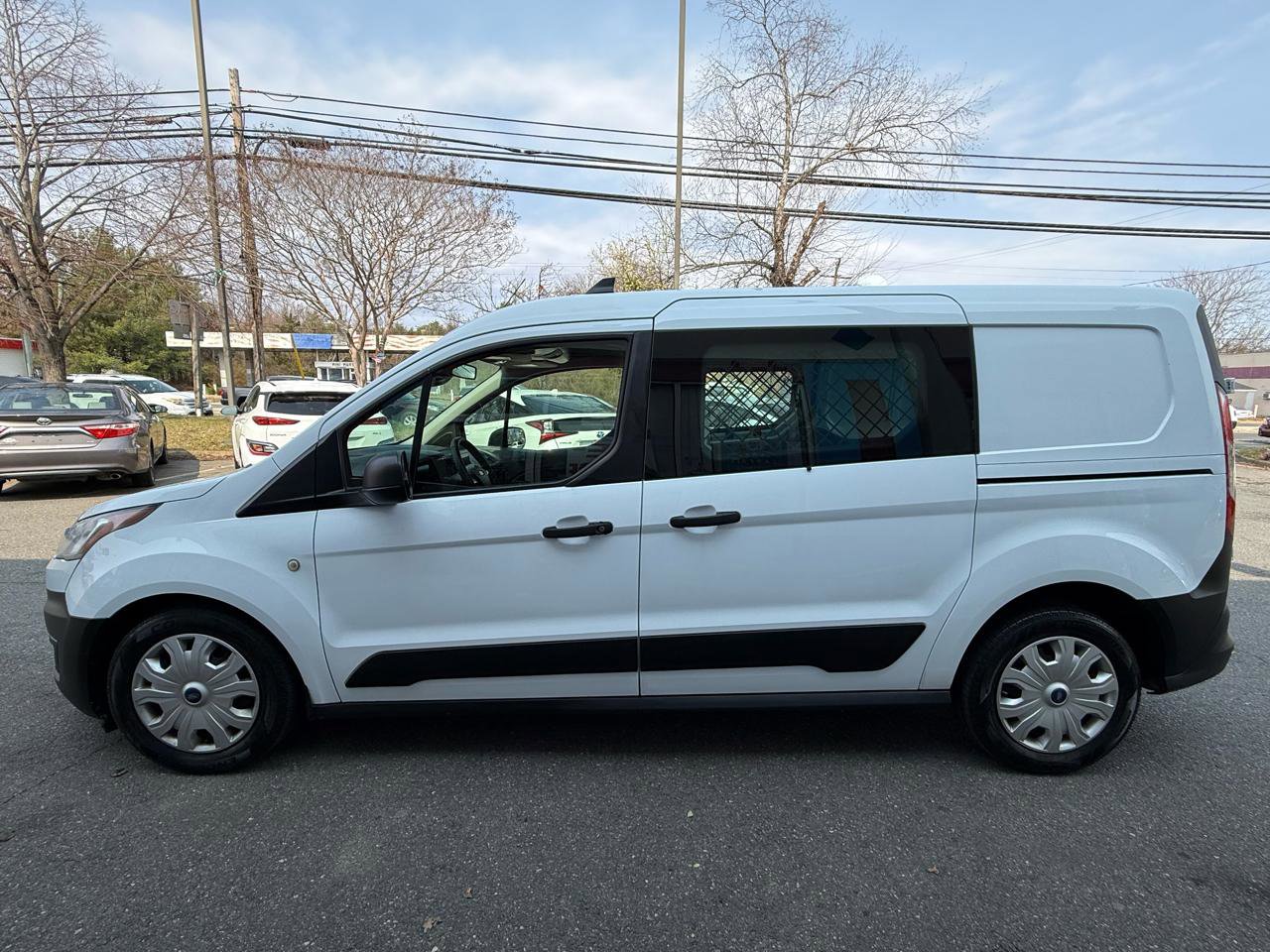 Used 2020 Ford Transit Connect XL image 3