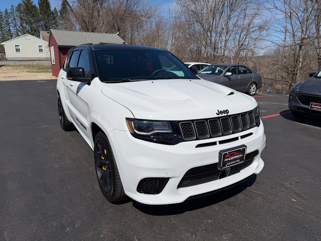 Used 2018 Jeep Grand Cherokee Trackhawk AWD/4WD image 7