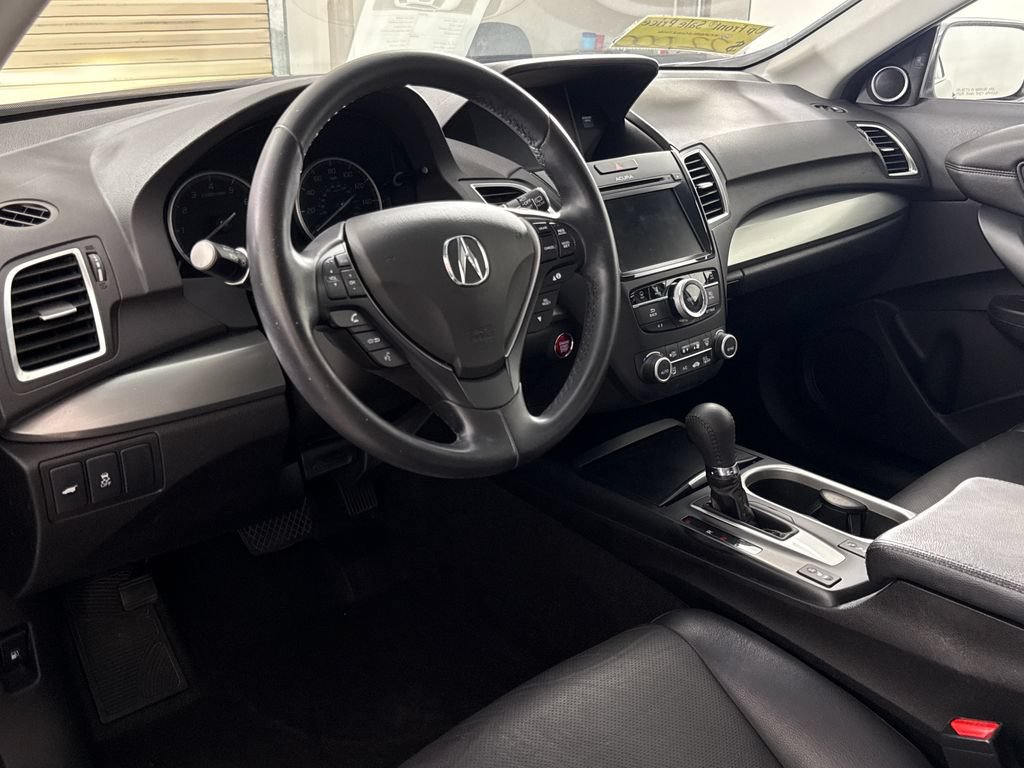Used 2018 Acura RDX w/ Technology Package FWD image 13