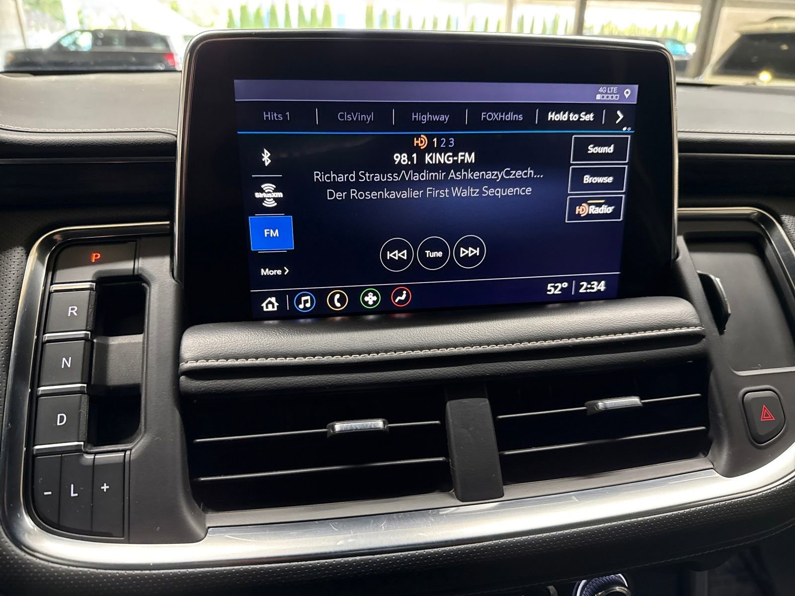 Used 2021 GMC Yukon XL SLT image 21