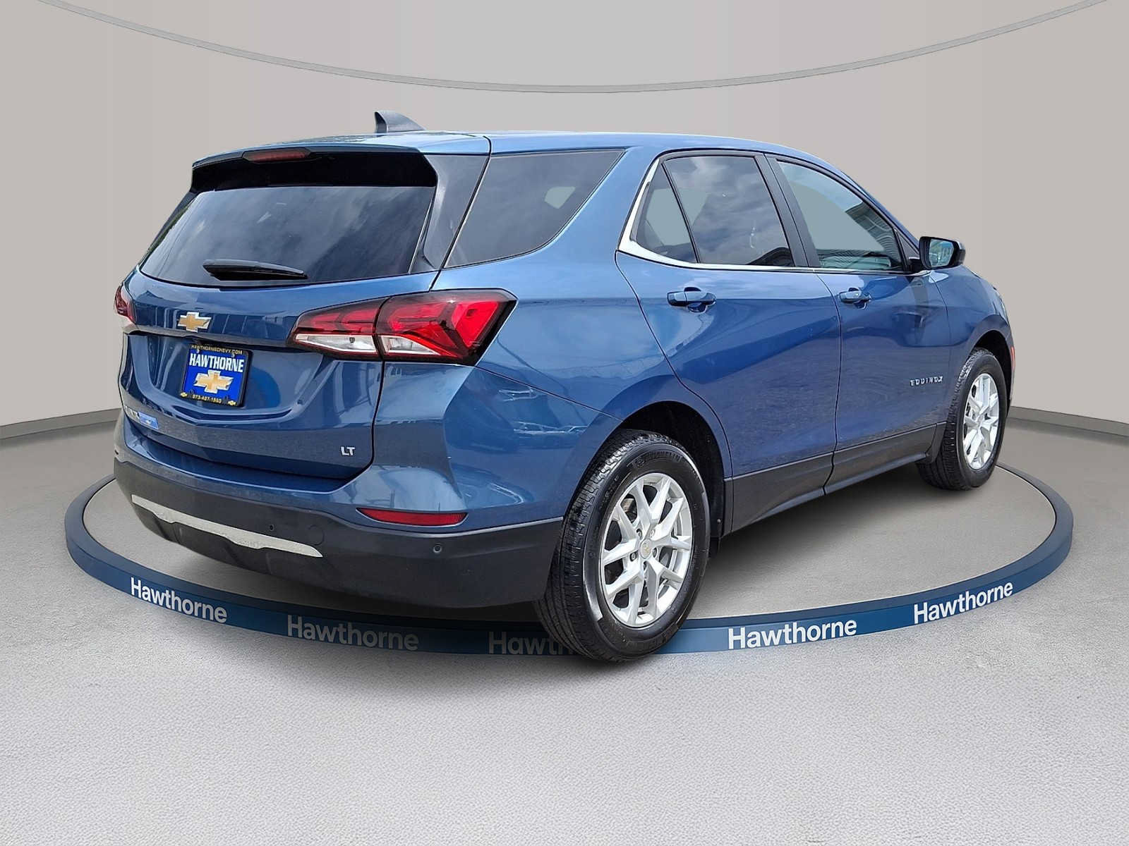 Certified 2024 Chevrolet Equinox LT w/ LPO, Floor Liner Package FWD image 7