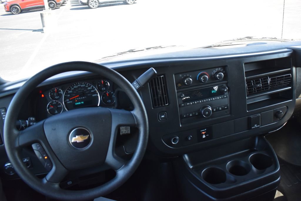Used 2024 Chevrolet Express 2500 w/ Driver Convenience Package RWD image 2