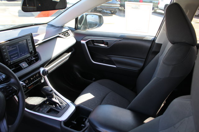 Certified 2022 Toyota RAV4 XLE FWD image 52