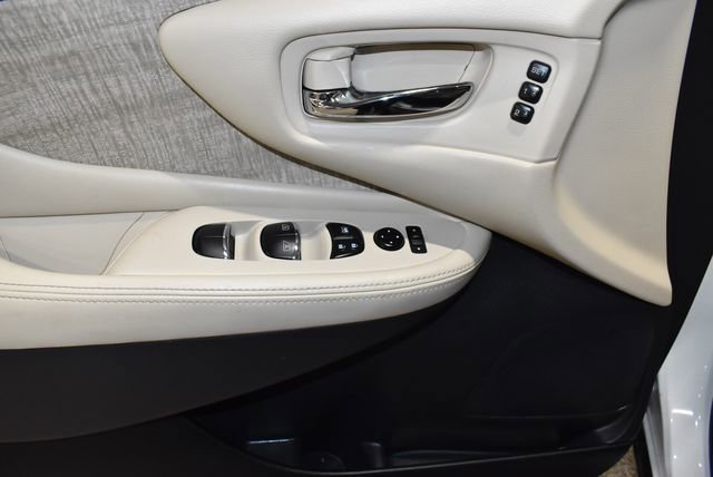 Used 2024 Nissan Murano SL image 30