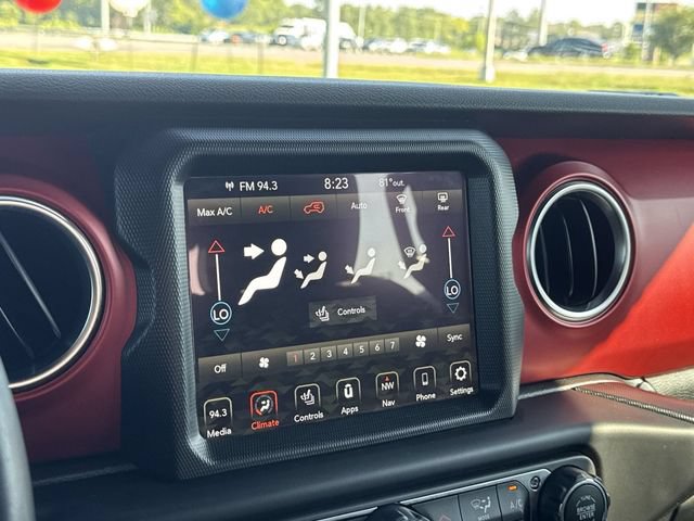 Used 2023 Jeep Wrangler Unlimited Rubicon w/ Cold Weather Group AWD/4WD image 22