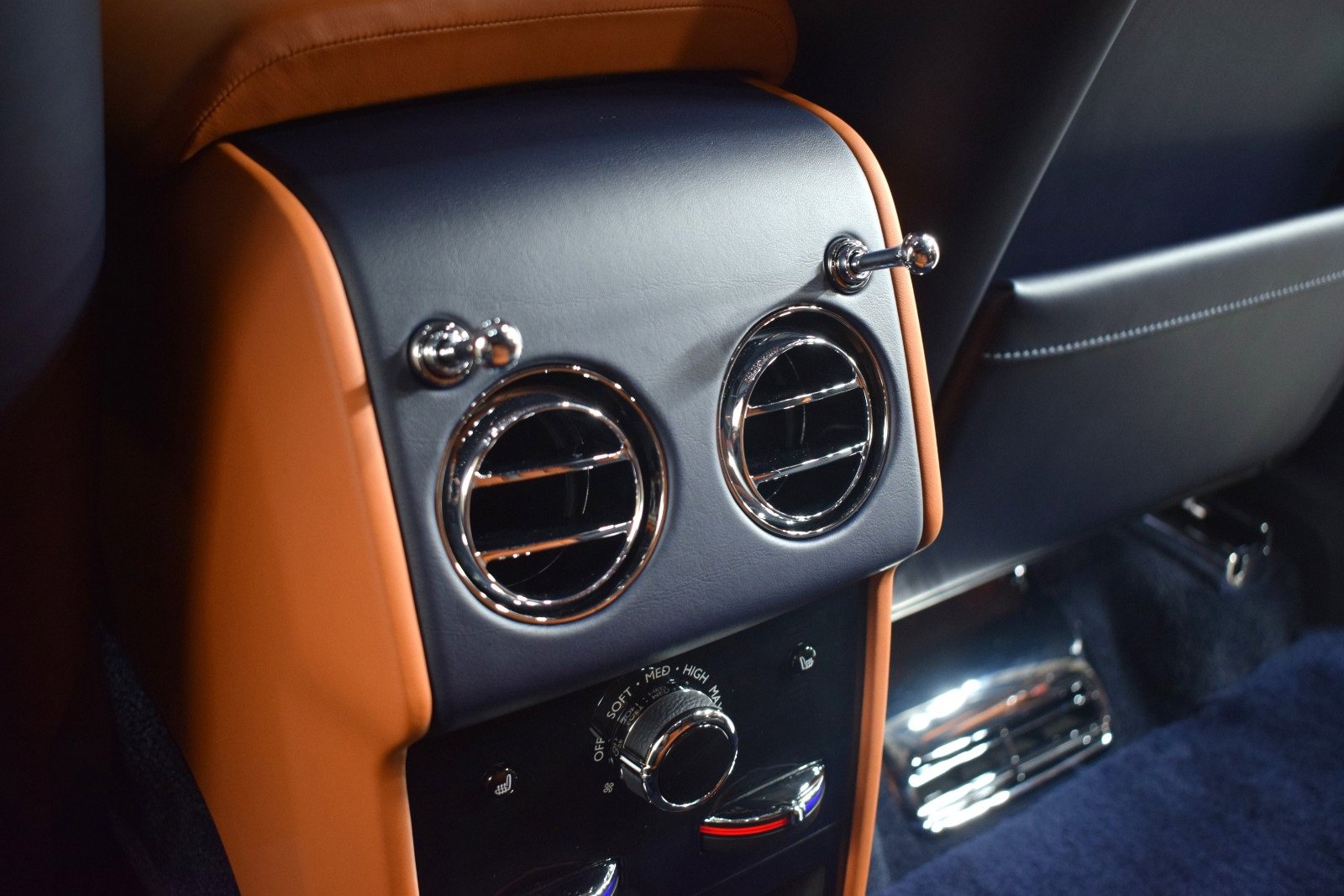 New 2026 Rolls-Royce Cullinan image 19