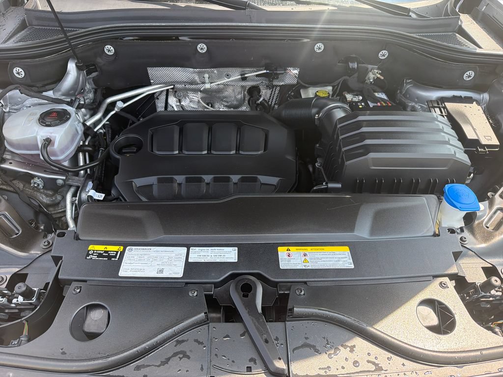 Certified 2024 Volkswagen Atlas Cross Sport SE AWD/4WD image 27