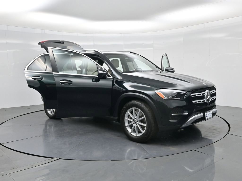 Used 2024 Mercedes-Benz GLE 450e 4MATIC image 25