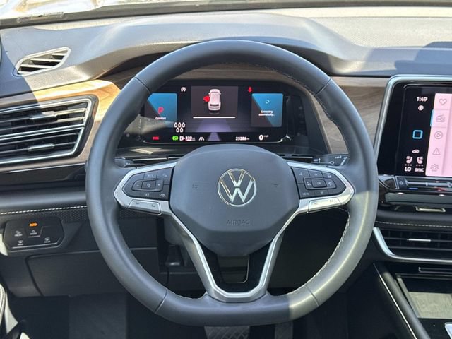 Certified 2024 Volkswagen Atlas SE w/ Panoramic Sunroof Package FWD image 8