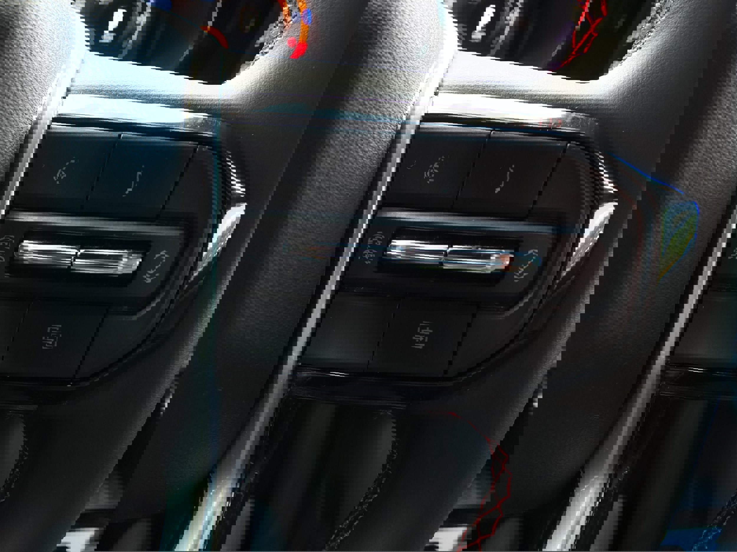 Used 2024 Chevrolet Colorado Z71 w/ Z71 Convenience Package 2 image 19