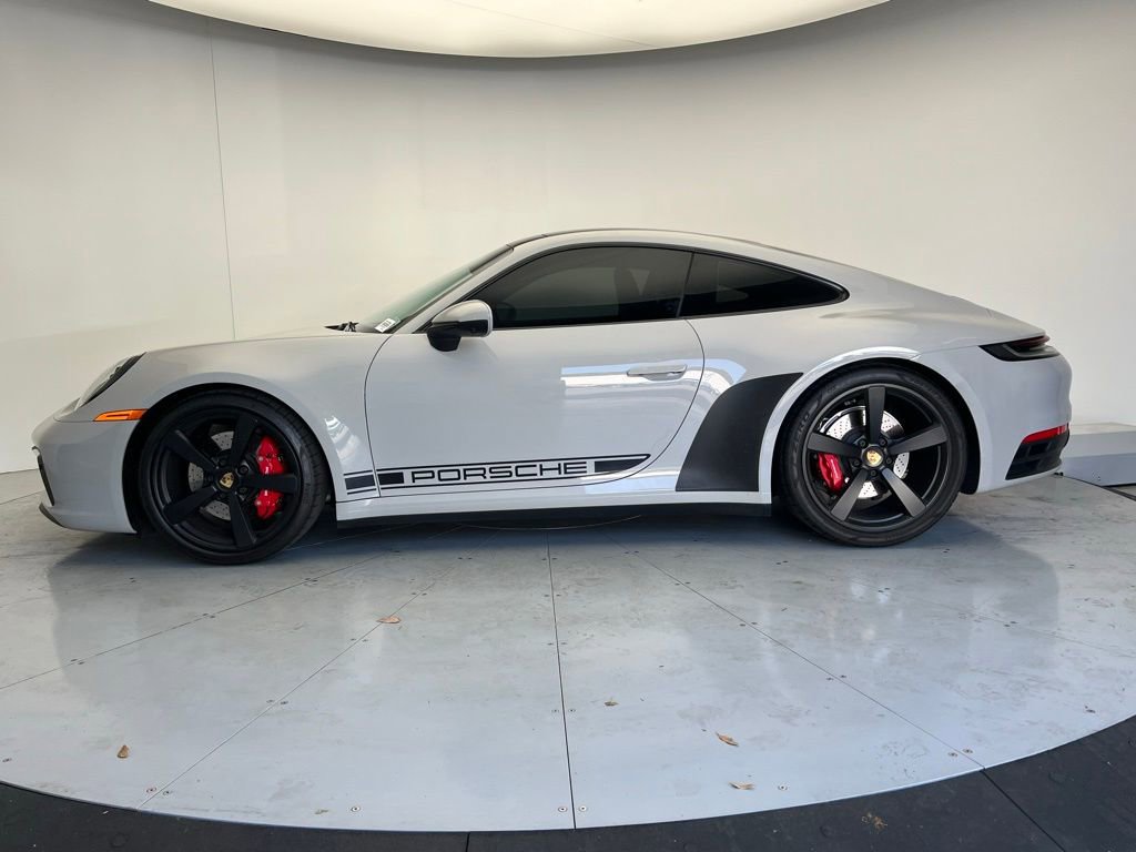 Certified 2022 Porsche 911 Carrera S RWD image 2