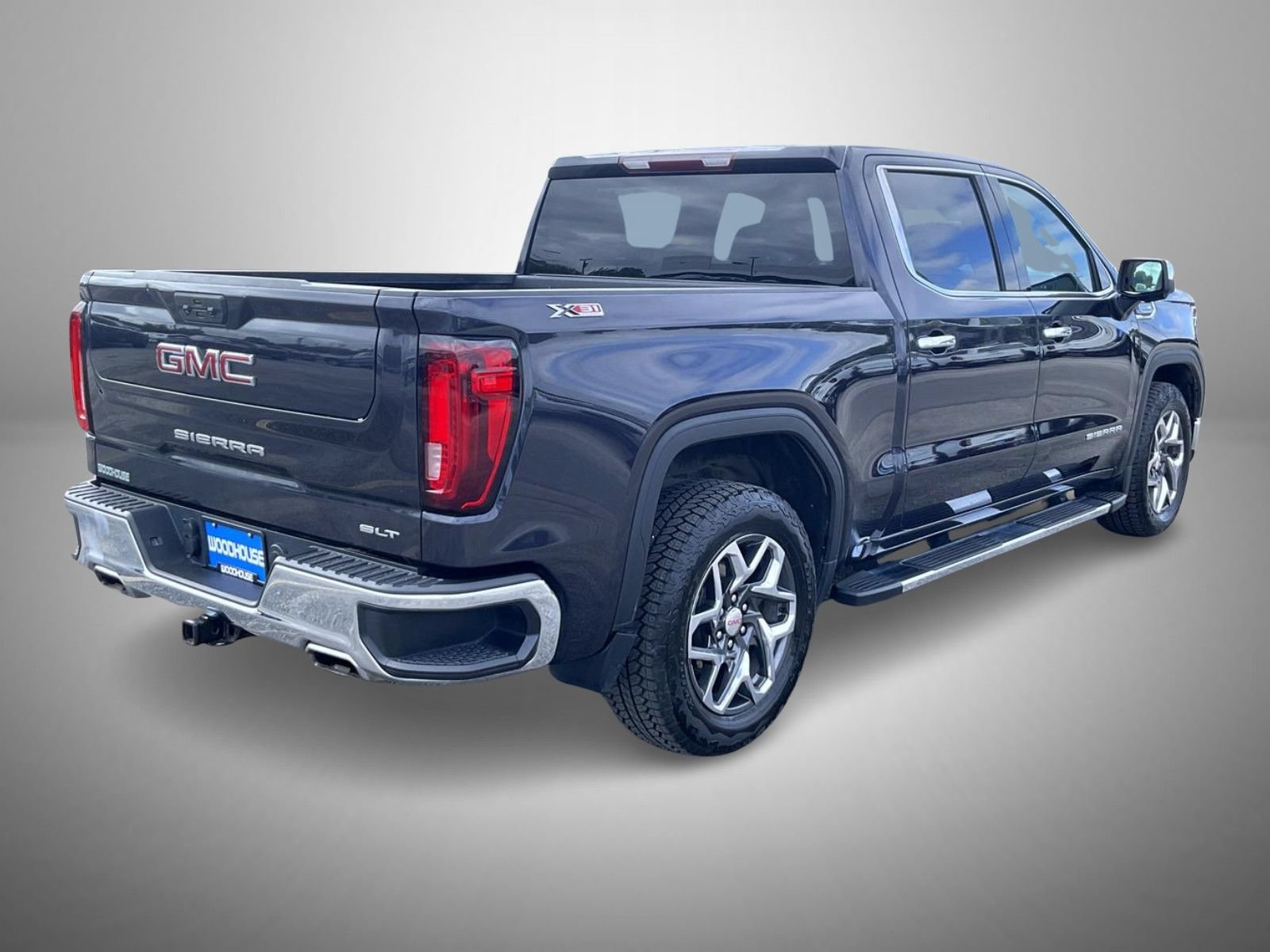 Certified 2023 GMC Sierra 1500 SLT w/ SLT Premium Package AWD/4WD image 5