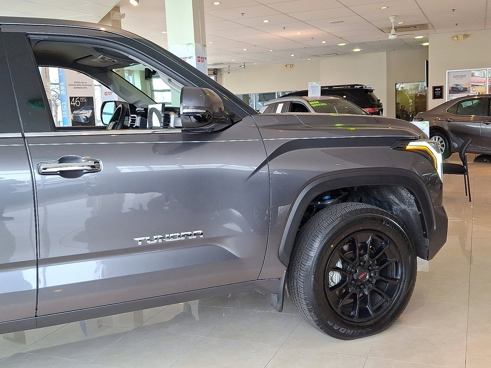 Used 2023 Toyota Tundra Limited w/ TRD Off-Road Package image 10