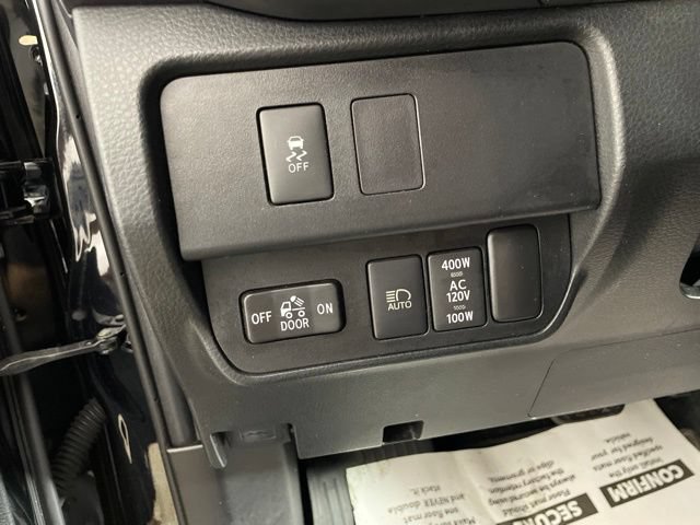 Used 2021 Toyota Tacoma TRD Off-Road w/ TRD Premium Off Road Package AWD/4WD image 12