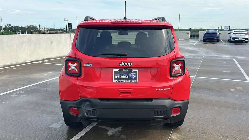 Used 2019 Jeep Renegade Sport w/ Sport Appearance Group FWD image 11
