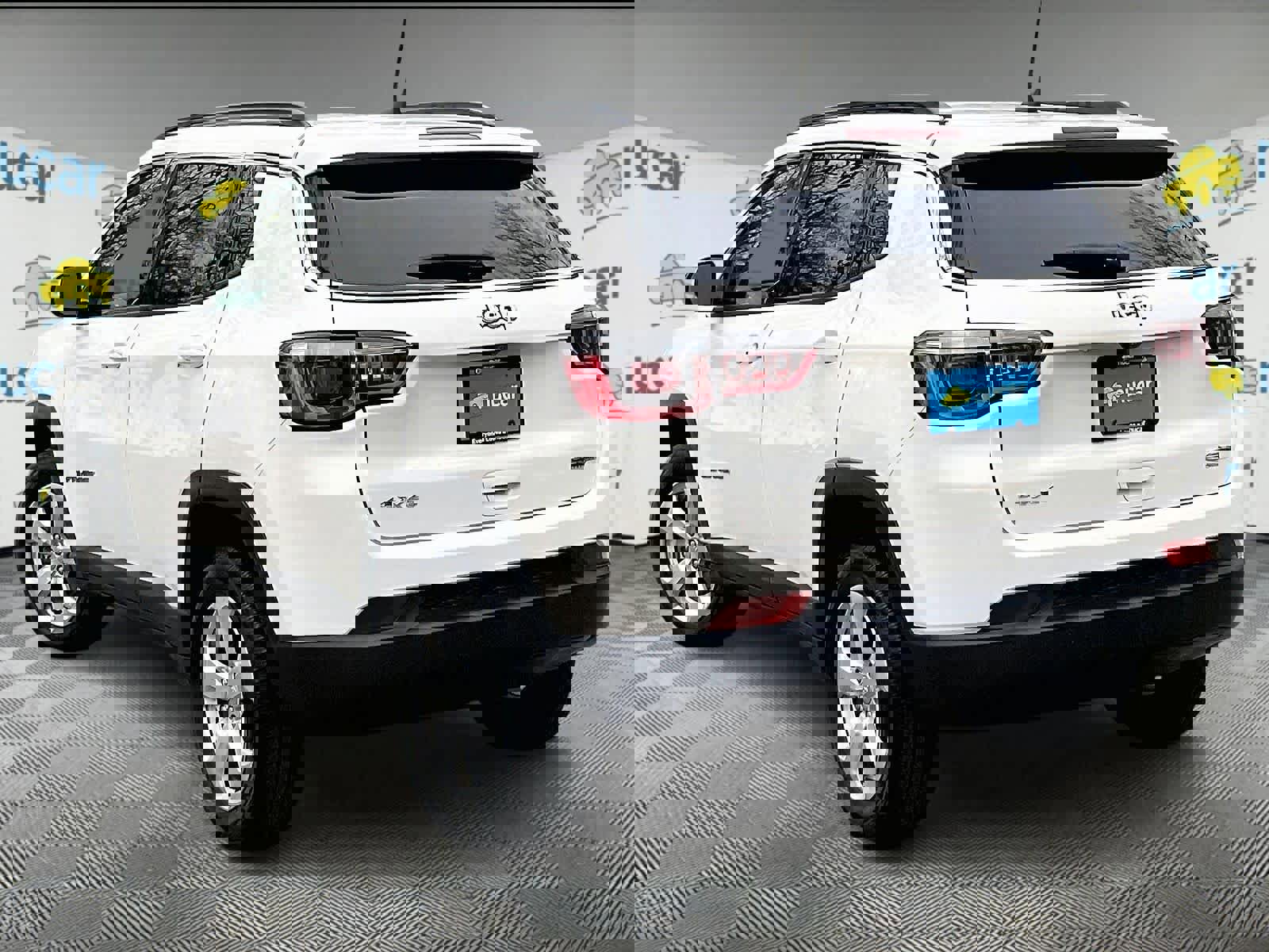 Used 2019 Jeep Compass Latitude w/ Cold Weather Group image 7