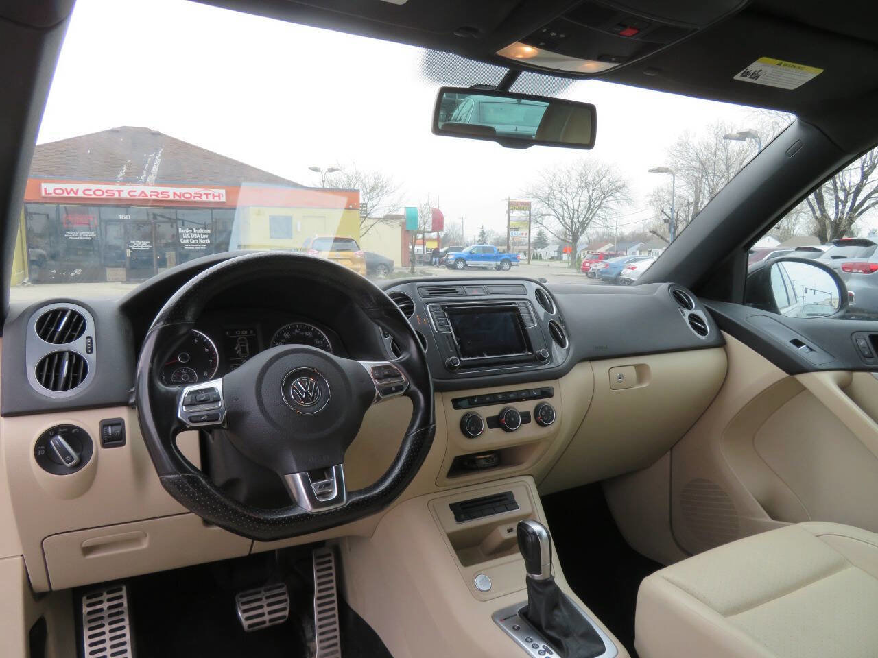 Used 2016 Volkswagen Tiguan R-Line image 7