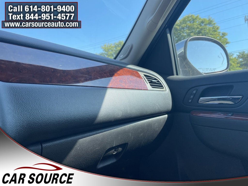 Used 2013 Chevrolet Suburban LTZ image 24