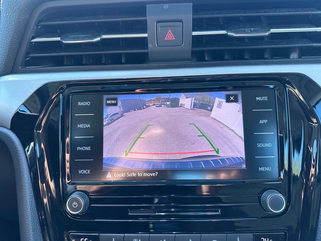 Used 2022 Volkswagen Passat 2.0T SE image 19