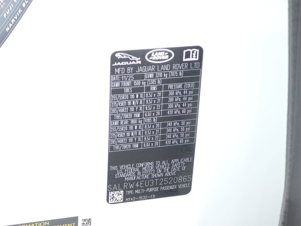 New 2026 Land Rover Discovery Limited Edition image 19