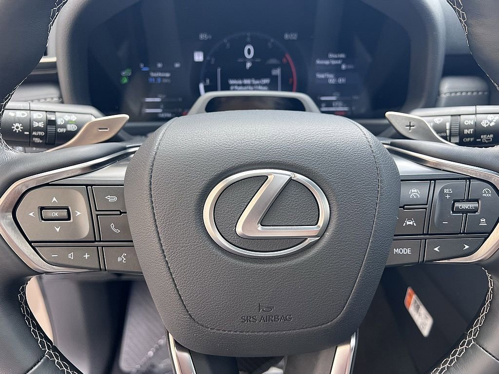 Certified 2025 Lexus LX 700h Overtrail w/ Accessory Package (Z1) image 14