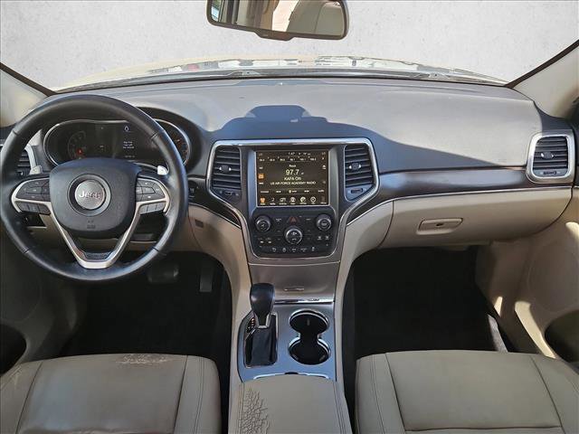 Used 2016 Jeep Grand Cherokee Limited AWD/4WD image 19