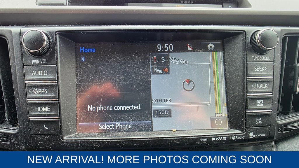 Used 2016 Toyota RAV4 Limited image 18