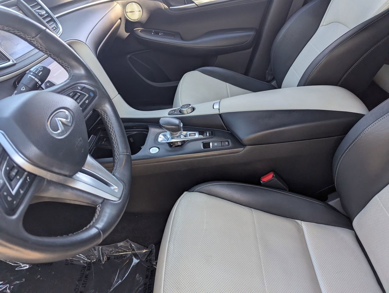 Certified 2023 INFINITI QX55 Essential image 19