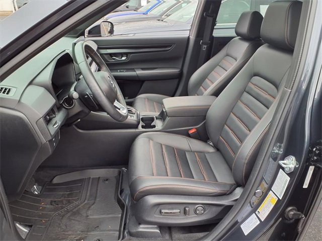 Certified 2025 Honda CR-V Sport-L image 4