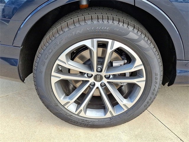 New 2026 Audi Q7 2.0T Premium image 5