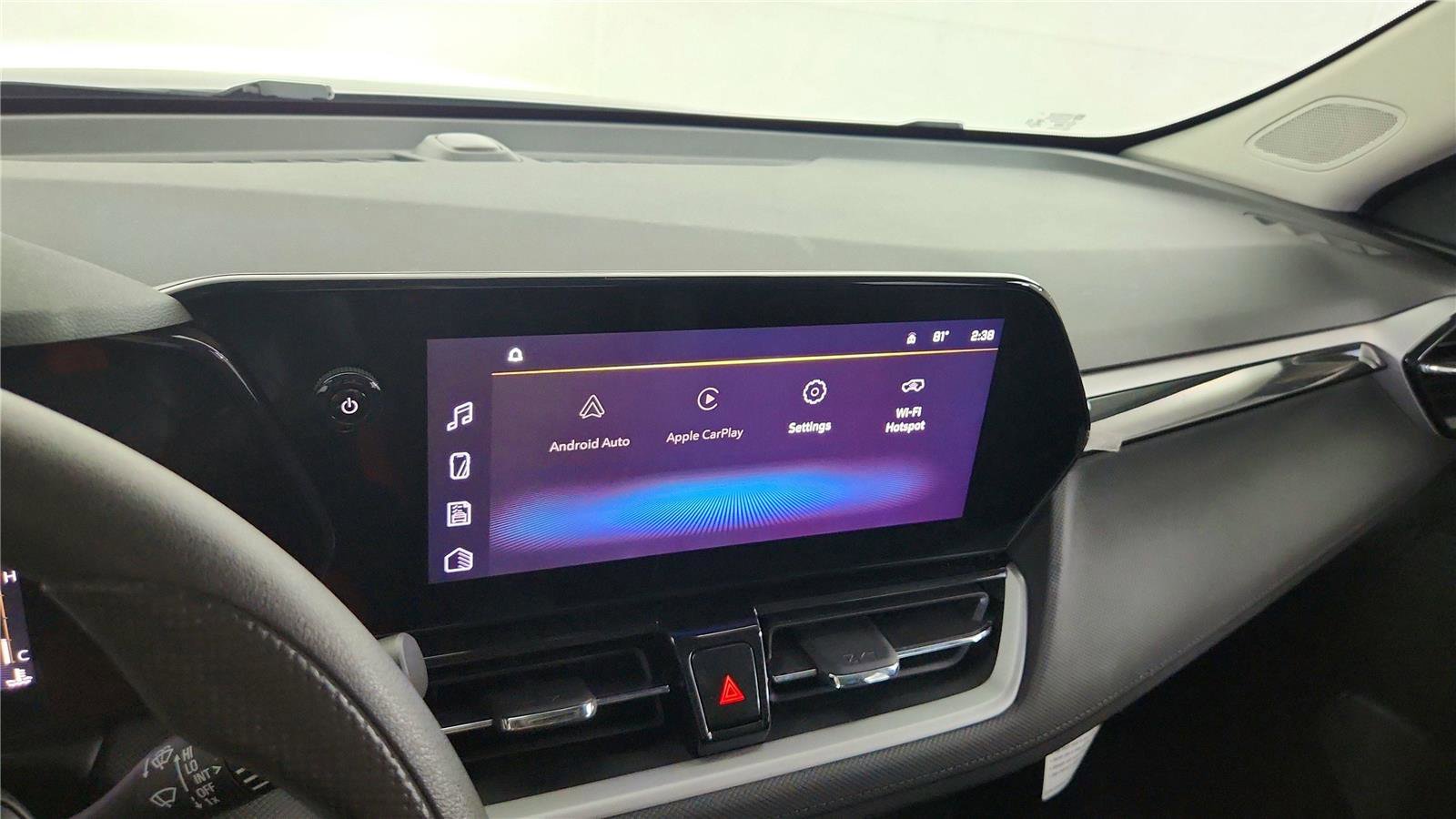 Used 2024 Chevrolet TrailBlazer LT w/ Driver Confidence Package image 29