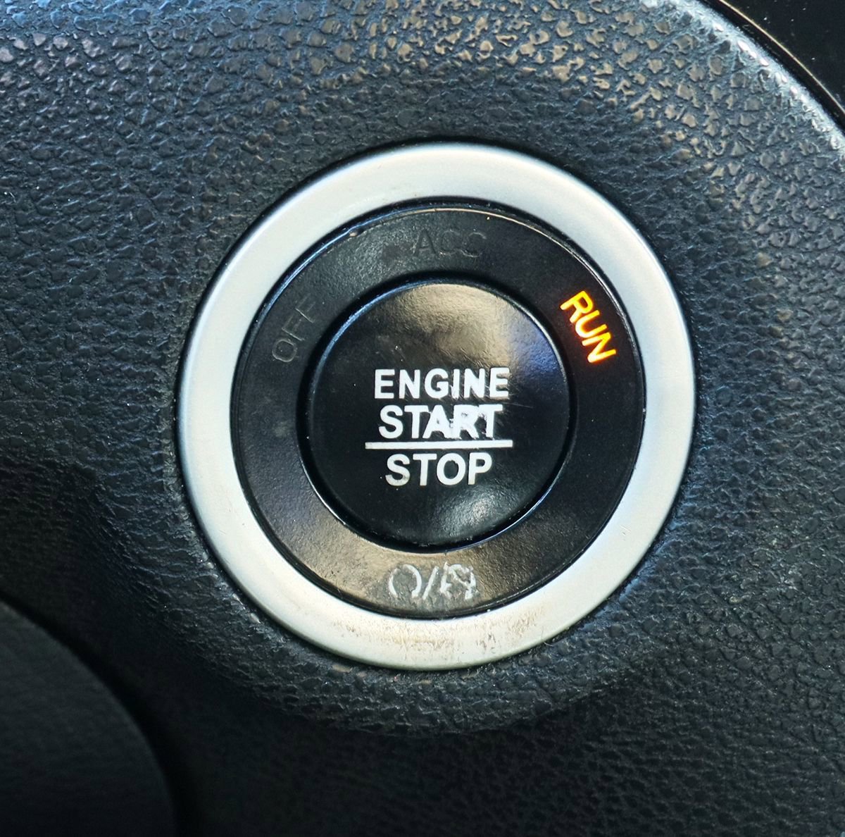 Used 2018 Chrysler 300 S image 51