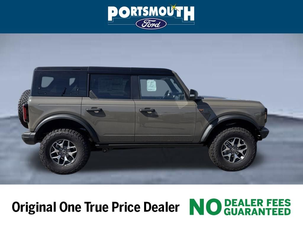 New 2025 Ford Bronco Badlands image 6