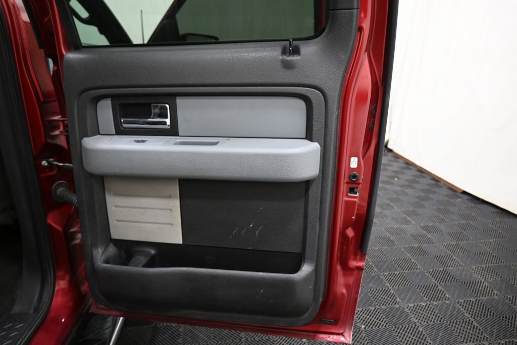 Used 2014 Ford F150 XLT w/ Equipment Group 302A Luxury image 24