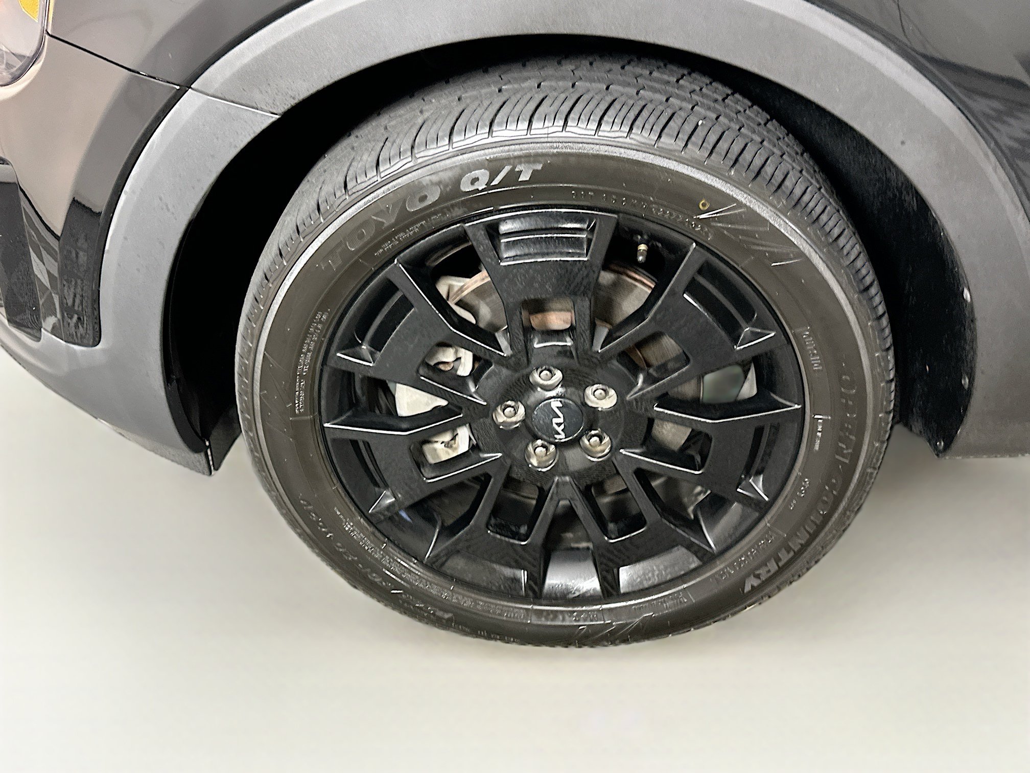 Used 2022 Kia Telluride SX w/ Nightfall Edition Package AWD/4WD image 11