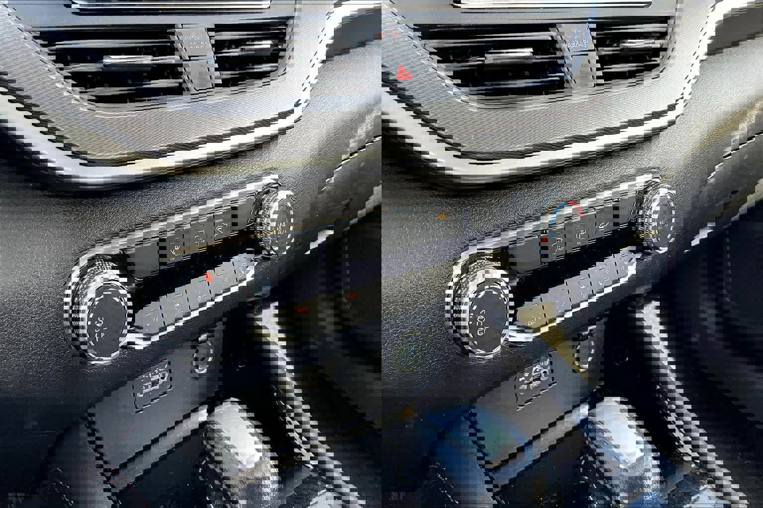 Used 2024 Nissan Altima 2.5 SR image 35