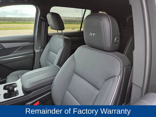 Used 2026 Buick Enclave Sport Touring w/ Power Package AWD/4WD image 14