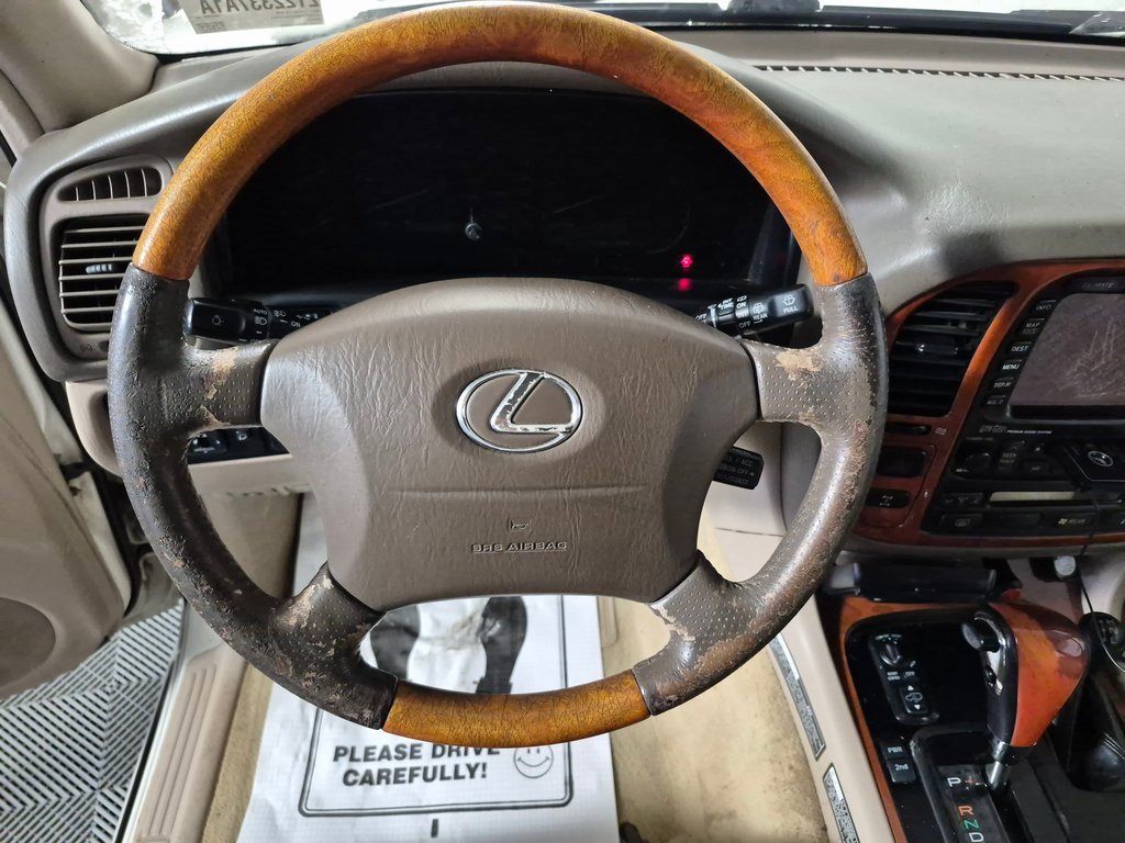 Used 2002 Lexus LX 470 4WD image 17