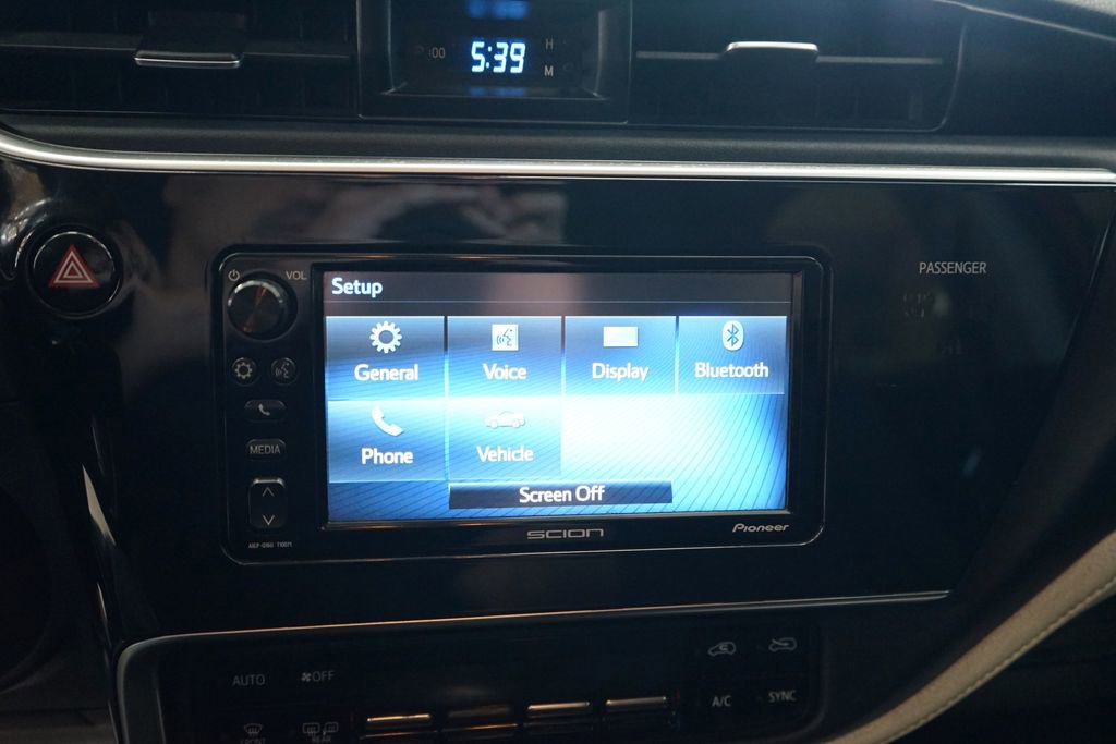 Used 2016 Scion iM image 32