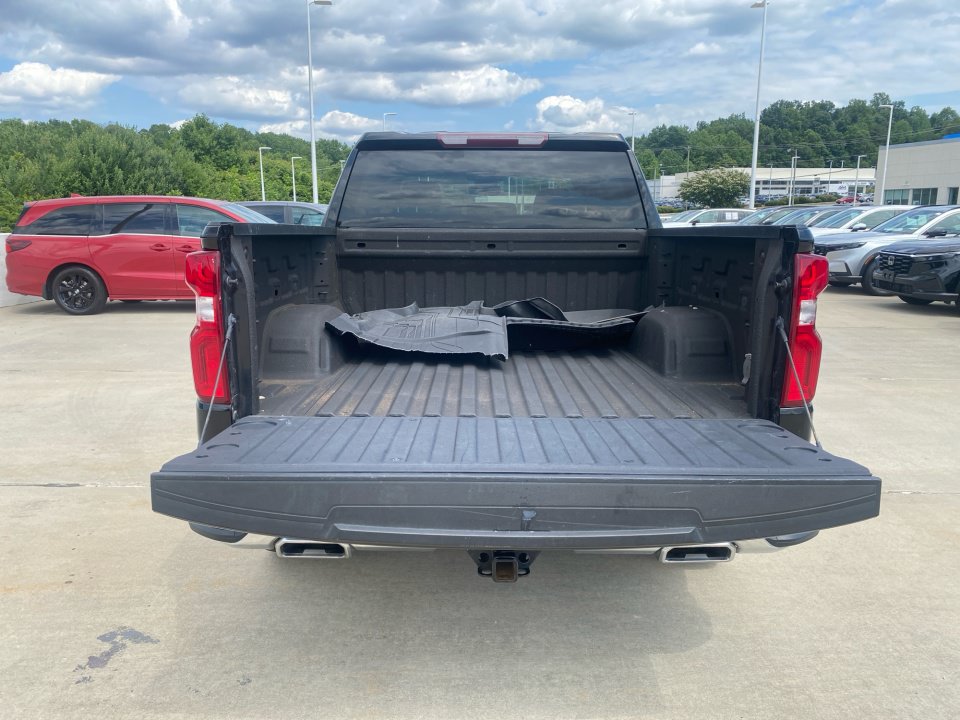 Used 2023 Chevrolet Silverado 1500 LTZ AWD/4WD image 18