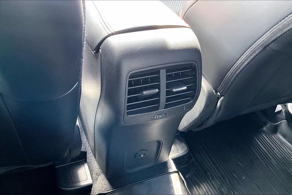 Used 2025 Ford Escape ST-Line w/ Tech Pack #1 FWD image 32