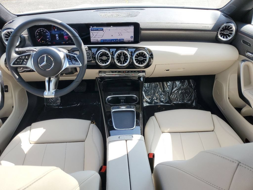 New 2025 Mercedes-Benz CLA 250 4MATIC image 10