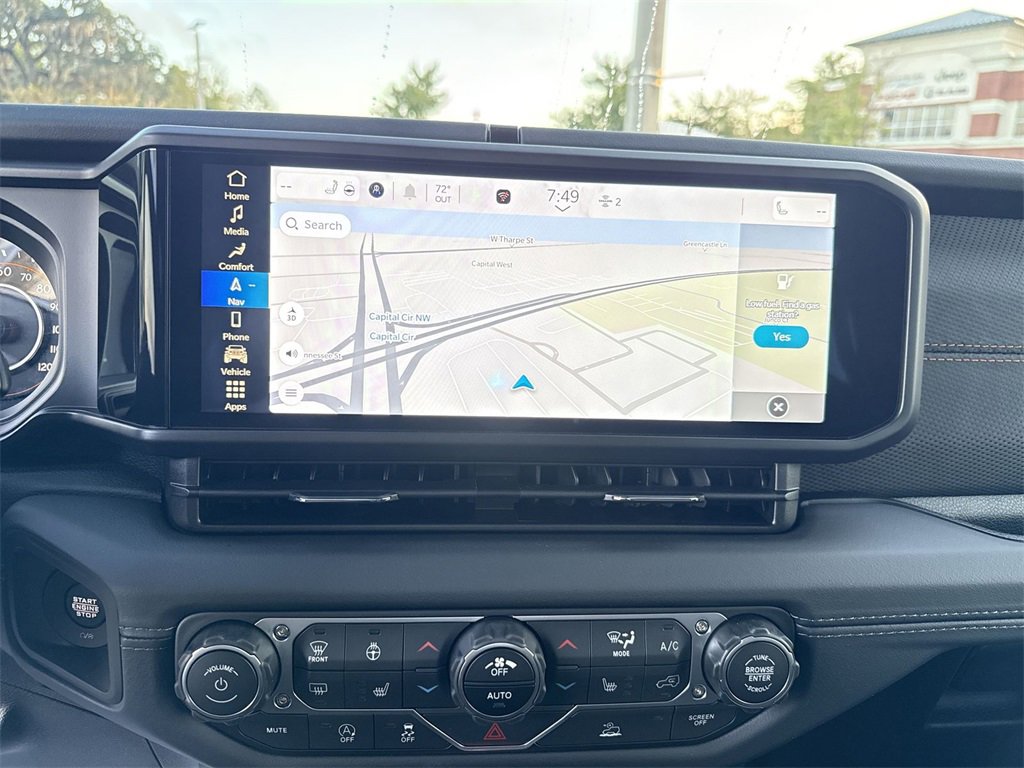 New 2025 Jeep Gladiator Mojave w/ Steel Bumper Group image 23