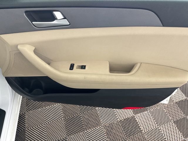 Used 2016 Hyundai Sonata SE FWD image 19