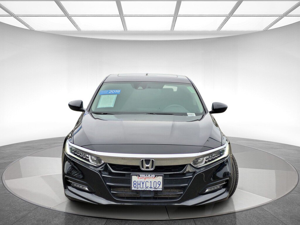 Certified 2019 Honda Accord EX image 8