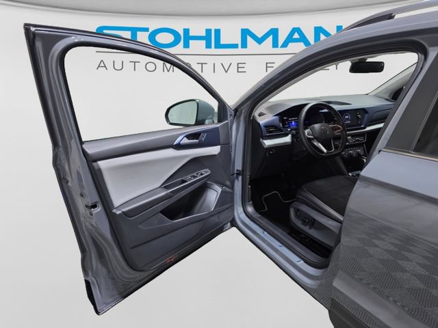 Used 2022 Volkswagen Taos SE AWD/4WD image 12