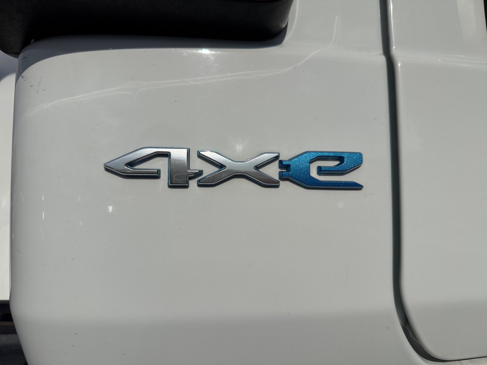 Used 2023 Jeep Wrangler Unlimited Sahara AWD/4WD image 24