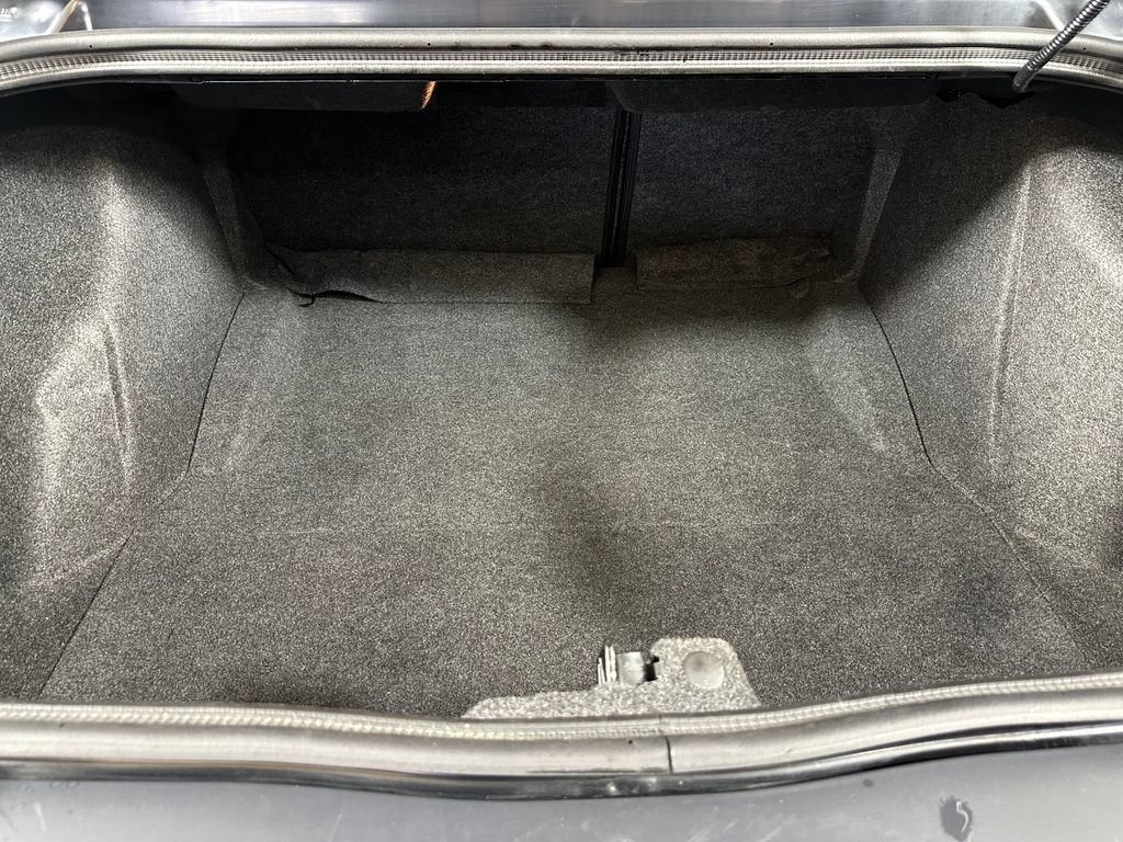 Used 2015 Dodge Challenger R/T Scat Pack RWD image 28