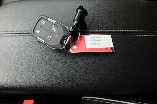 Used 2020 GMC Terrain Denali w/ LPO, Floor Liner Package AWD/4WD image 9