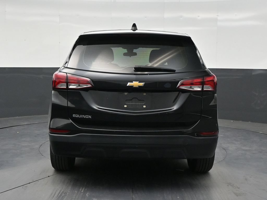 Used 2024 Chevrolet Equinox LS FWD image 4